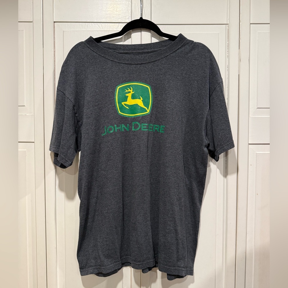 John‎ Deere t shirt size large EUC